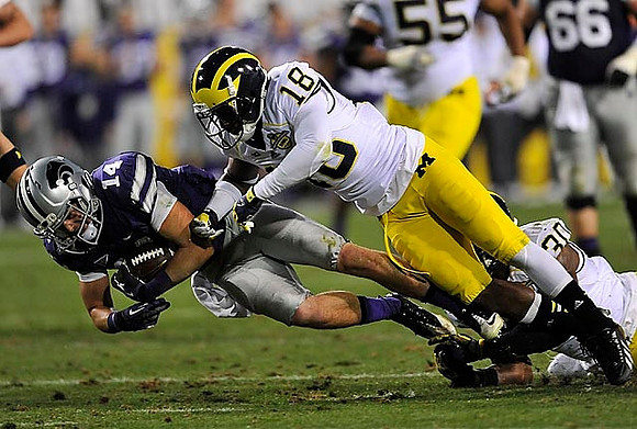 Blake Countess (18) and Jibreel Black (55)