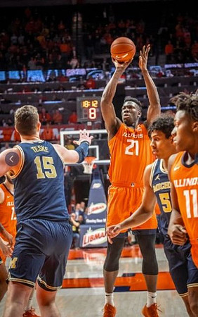 Jon Teske (15) and Eli Brooks (55)