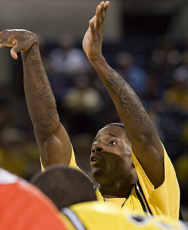 Manny Harris (3)