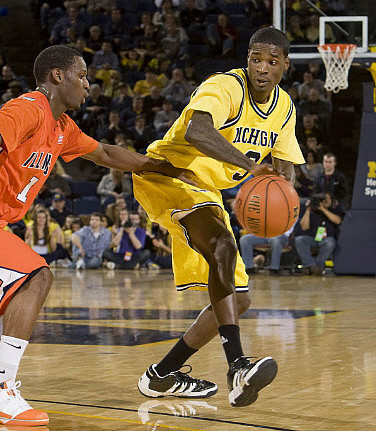 Manny Harris (3)