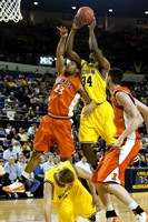 DeShawn Sims (34) and Zack Gibson (32)