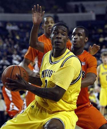 Manny Harris (3)