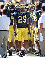 Leon Hall (29), Shawn Crable (2), and John Thompson (49)