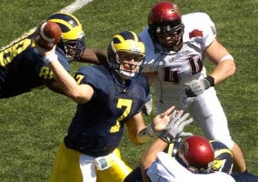 Chad Henne (7) and Tim Massaquoi (88)