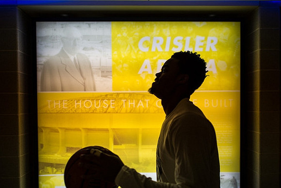 Derrick Walton Jr. (10)