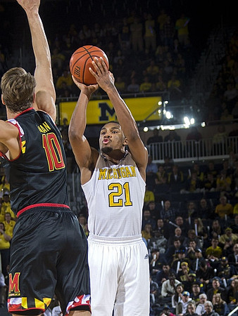 Zak Irvin (21)