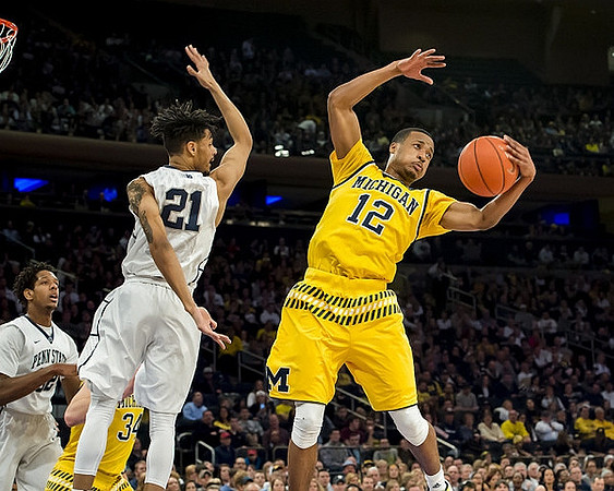 Mark Donnal (34) and Muhammad-Ali Abdur-Rahkman (12)