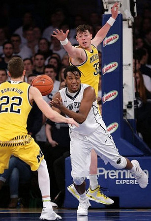 Duncan Robinson (22) and Ricky Doyle (32)