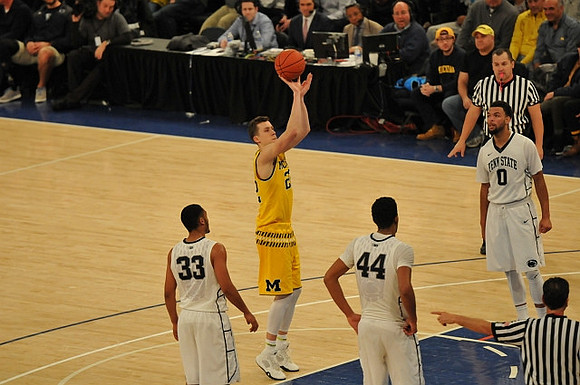 Duncan Robinson (22)