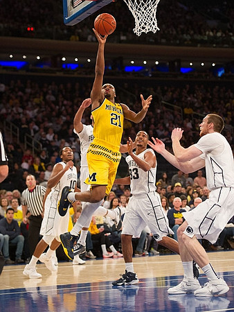 Zak Irvin (21)