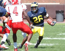 Julius Curry (26)