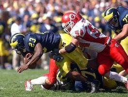 Chris Perry (23) and Tony Pape (77)