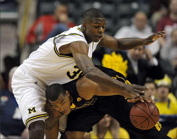 DeShawn Sims (34)