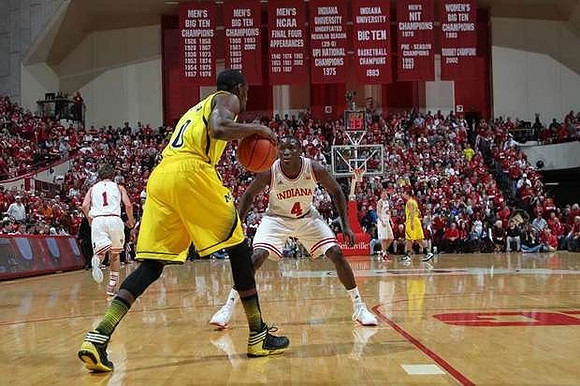 Tim Hardaway Jr. (10) and Nik Stauskas (11)