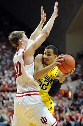 Jordan Morgan (52)