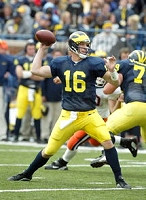 John Navarre (16) and Adam Stenavich (79)