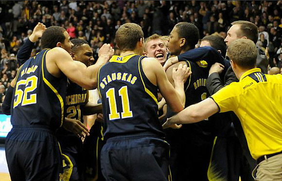 Jordan Morgan (52), Zak Irvin (21), Nik Stauskas (11), Brad Anlauf (14), and Glenn Robinson III (1)