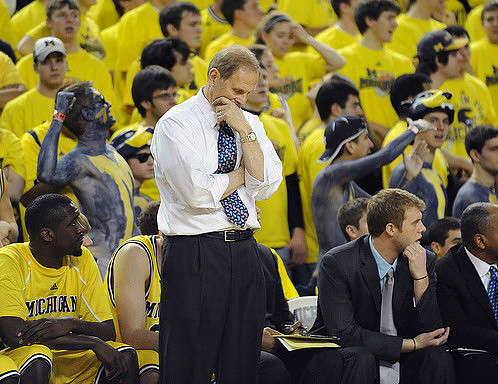 Anthony Wright (12) and John Beilein