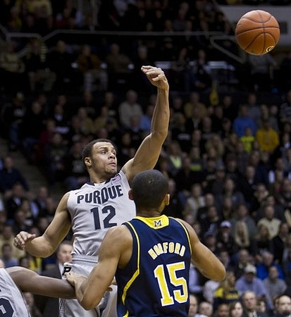 Jon Horford (15)