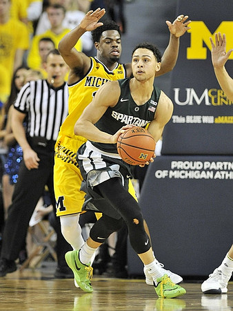Derrick Walton Jr. (10)