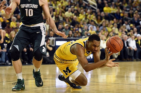 Zak Irvin (21)