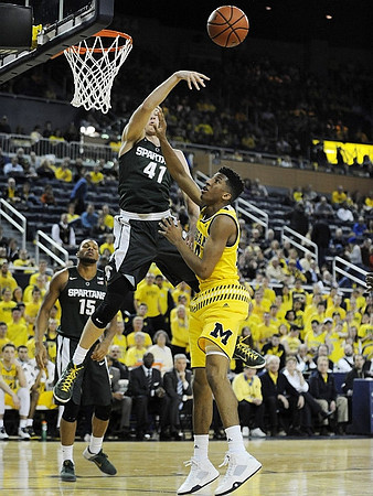 Aubrey Dawkins (24)