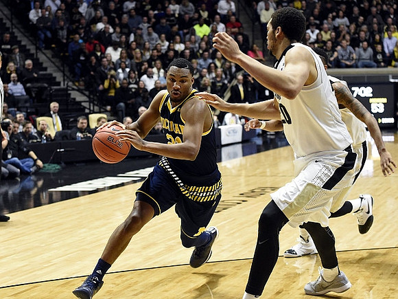 Zak Irvin (21)