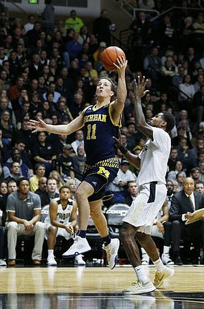 Andrew Dakich (11)