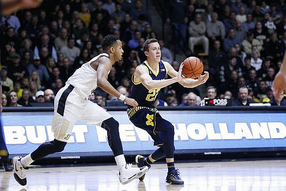 Duncan Robinson (22)