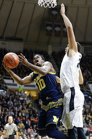Derrick Walton Jr. (10)