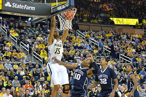 Jon Horford (15)
