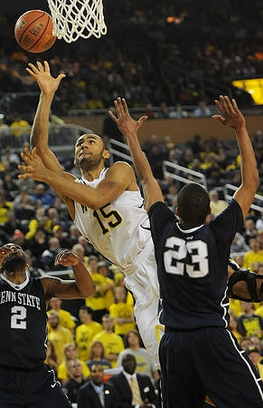 Jon Horford (15)