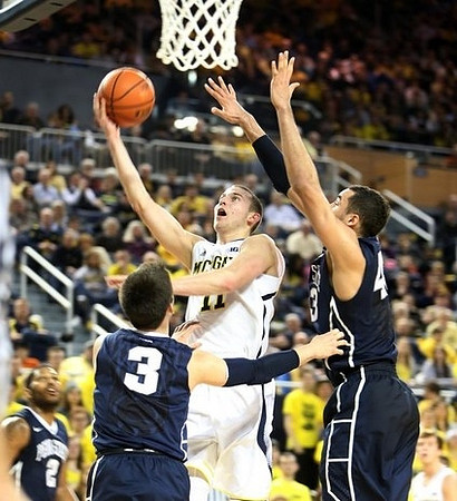 Nik Stauskas (11)
