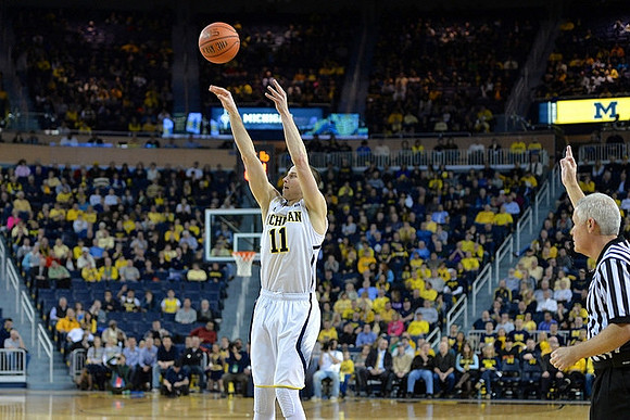 Nik Stauskas (11)