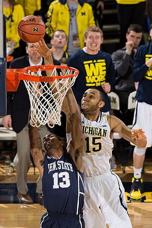 Jon Horford (15)