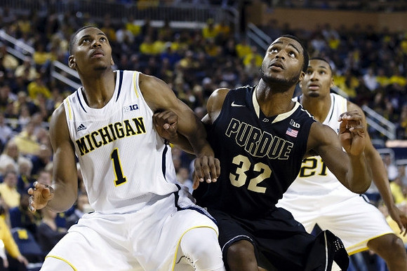 Glenn Robinson III (1) and Zak Irvin (21)