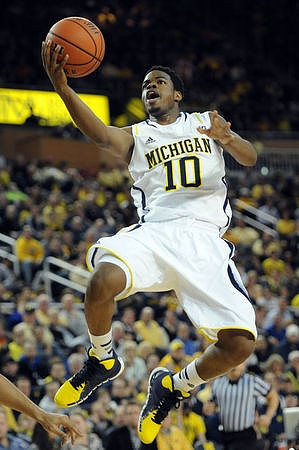 Derrick Walton Jr. (10)