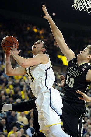 Nik Stauskas (11)