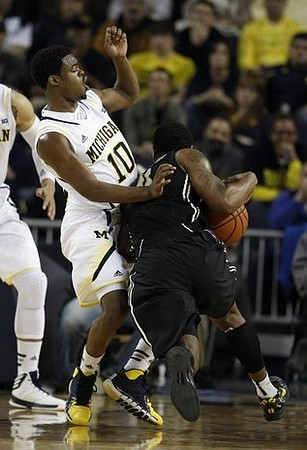 Derrick Walton Jr. (10)