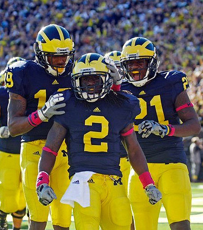 Kelvin Grady (19), Vincent Smith (2), and Junior Hemingway (21)