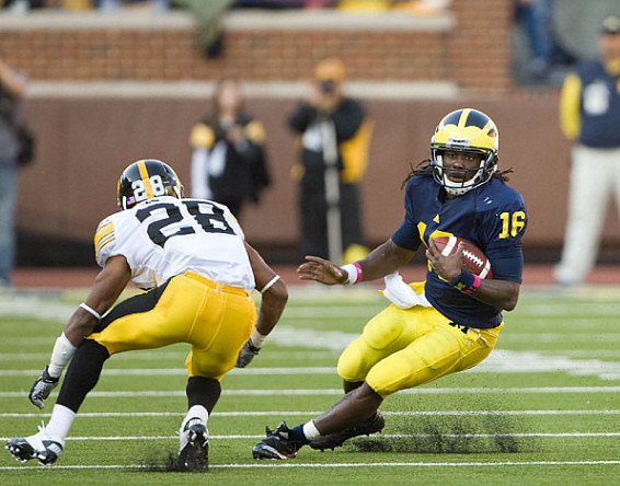 Denard Robinson (16)