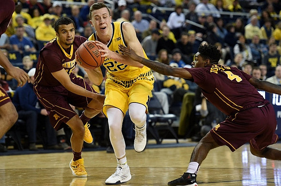 Duncan Robinson (22)