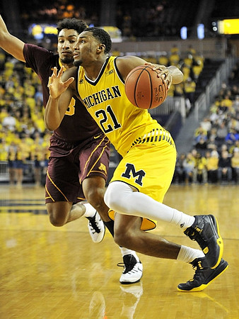 Zak Irvin (21)