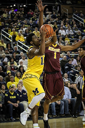 Derrick Walton Jr. (10)