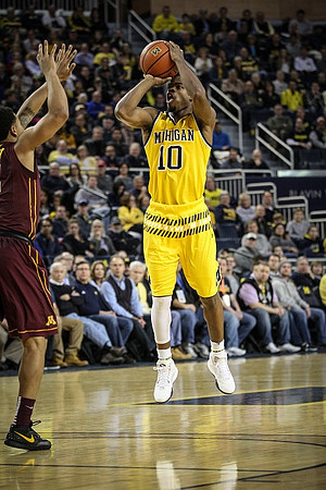 Derrick Walton Jr. (10)