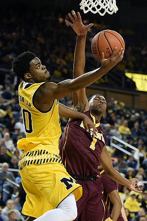 Derrick Walton Jr. (10)