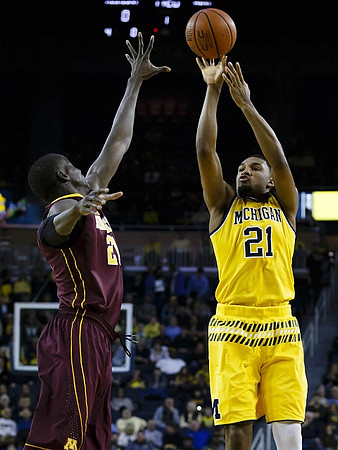 Zak Irvin (21)