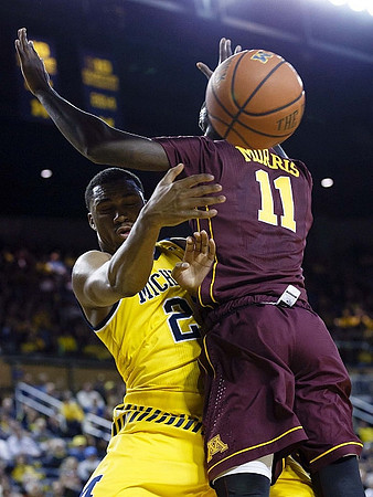 Zak Irvin (21)