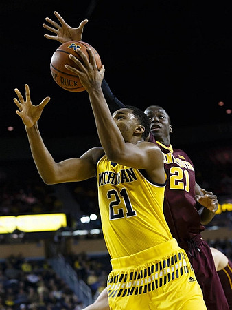 Zak Irvin (21)