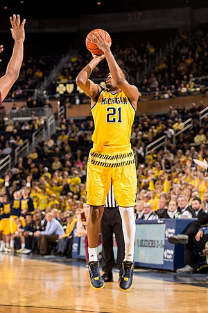 Zak Irvin (21)
